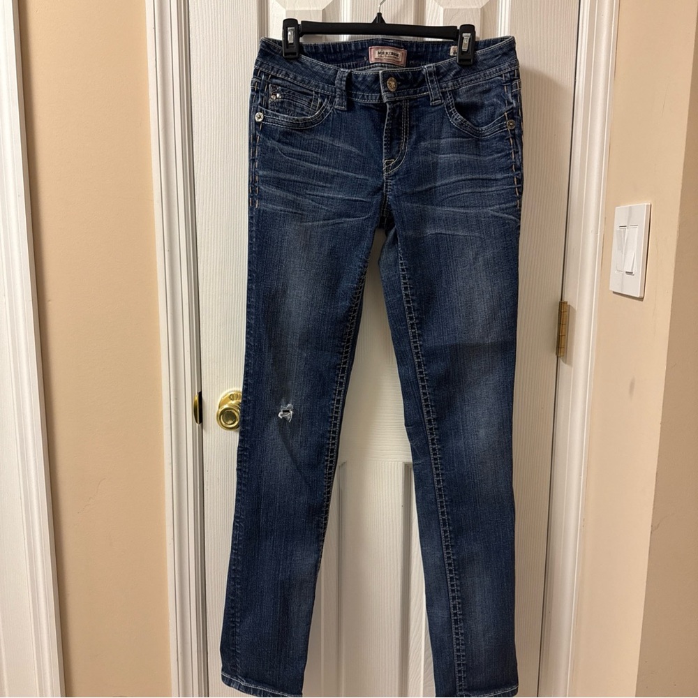 MEK DNM Low Rise Cigarette Cut Medium Wash Lightly Distressed Jeans Sz 30/34
